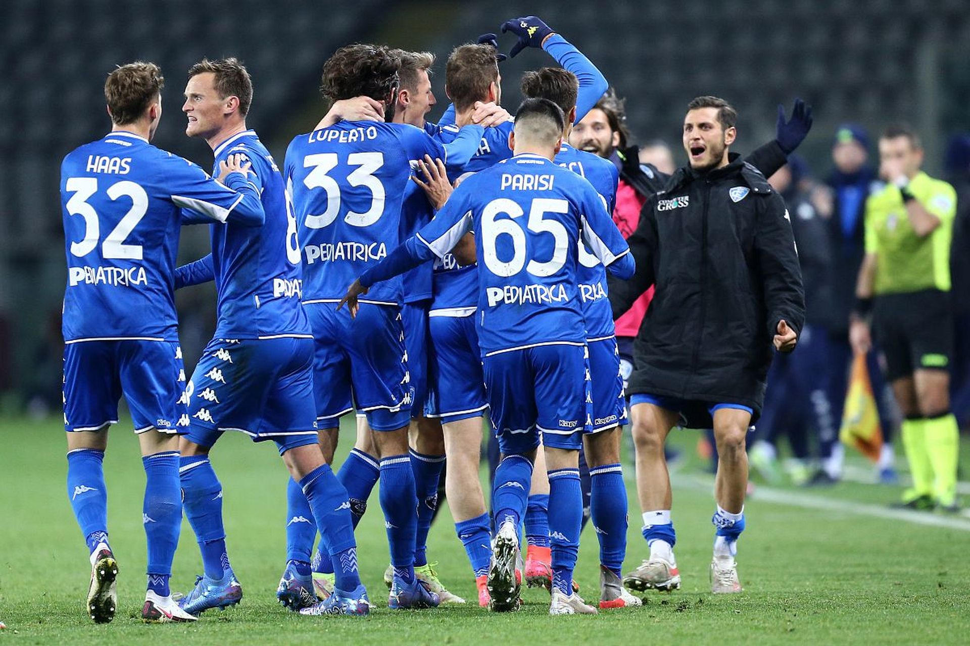 封堵传球线 封堵传球线